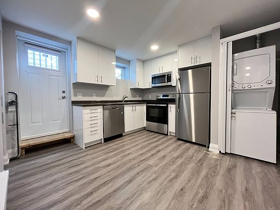 2nd image of 146 Bartlett Ave #B