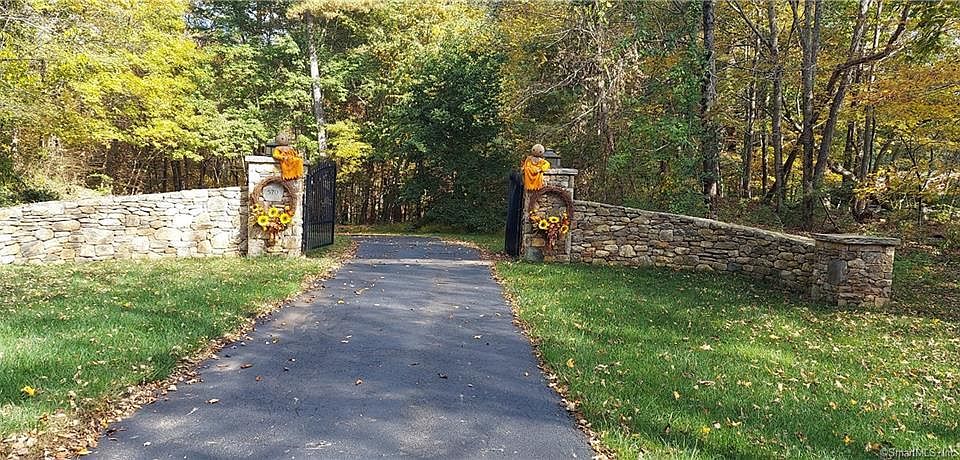 1st image of 612 Cook Hill Road