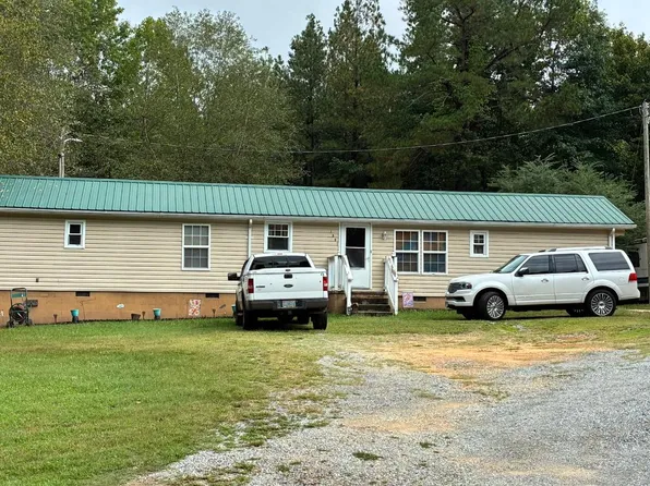 1991 Aberdour Rd, Jarratt, VA 23867