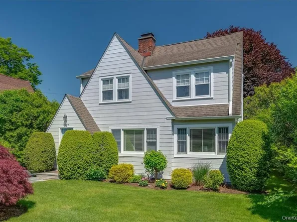 367 Old Mamaroneck Road, White Plains, NY 10605