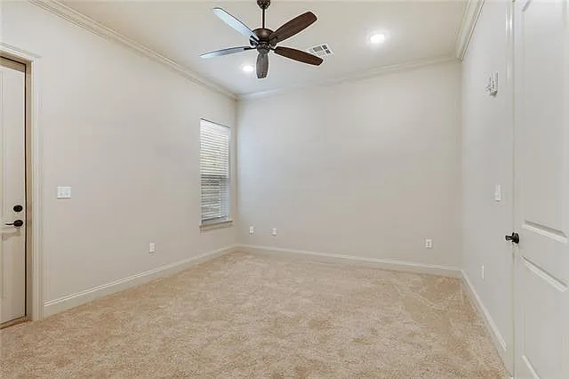4404 Barnett St #C — Photo 8
