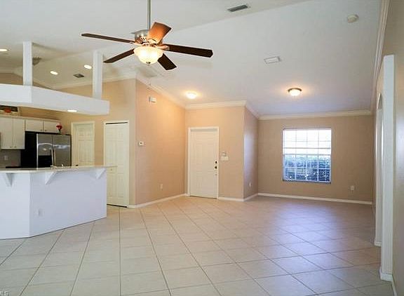 4th image of 4118 SW 8th Ct