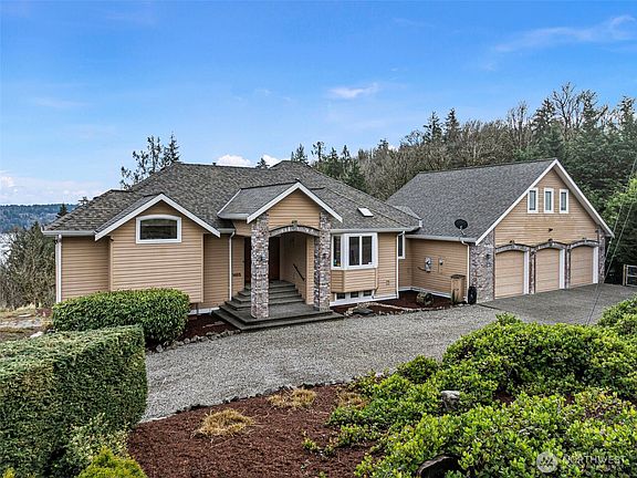 3rd image of 14815 14th Avenue NW
