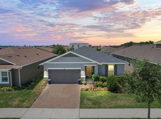 905 Tidal Pond Dr, Groveland, FL 34736