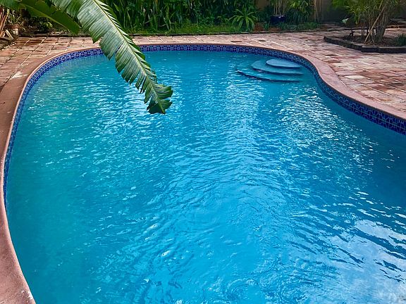 3rd image of 420 NW 78th Ave