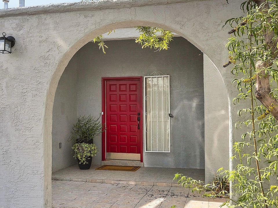 1st image of 4956 Vista Grande Cir