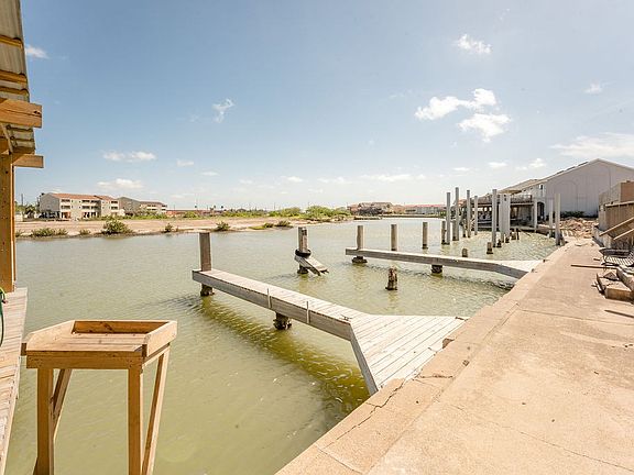 4th image of 1319 Harbor Island Dr #136