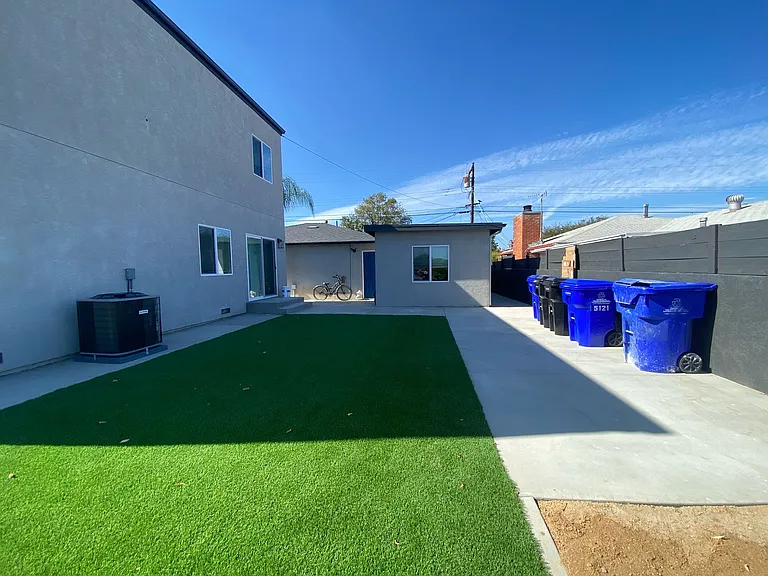5121 Ewing St — Photo 12