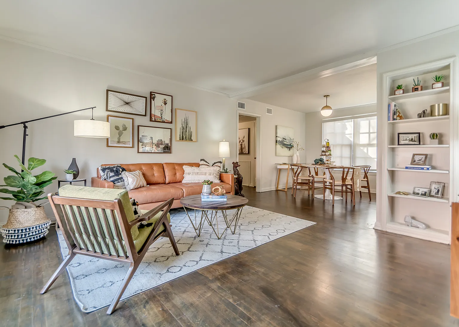 Urban Living in our Kessler Park Apartment Homes — Photo 3