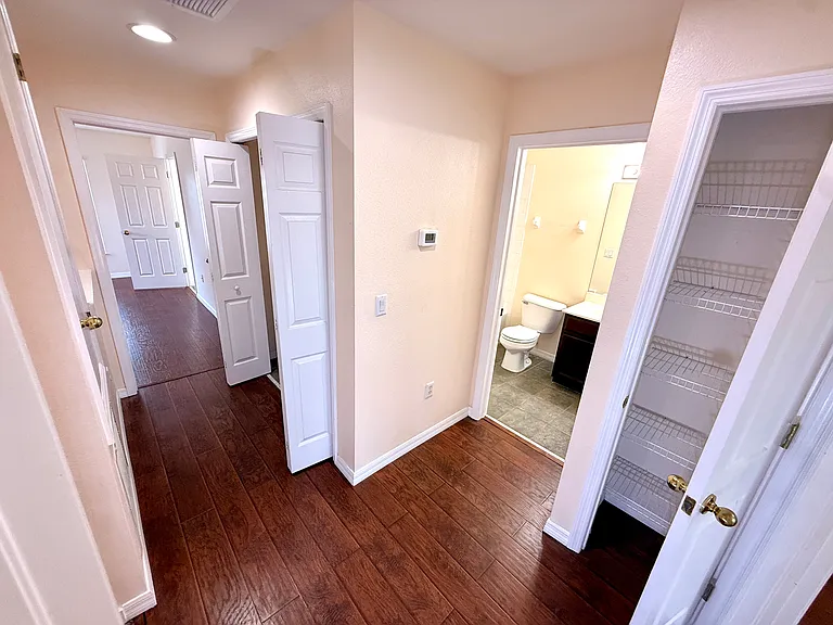 11652 Declaration Dr — Photo 40