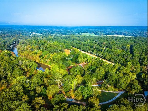 4th image of 575 Vaughn Road