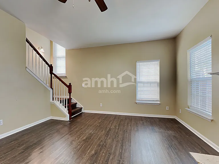 503 Sparkleberry Ln — Photo 11