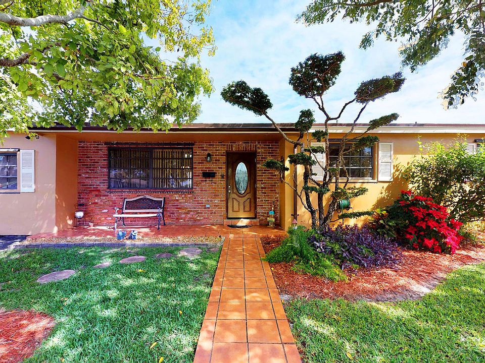 1st image of 19905 SW 88th Ct