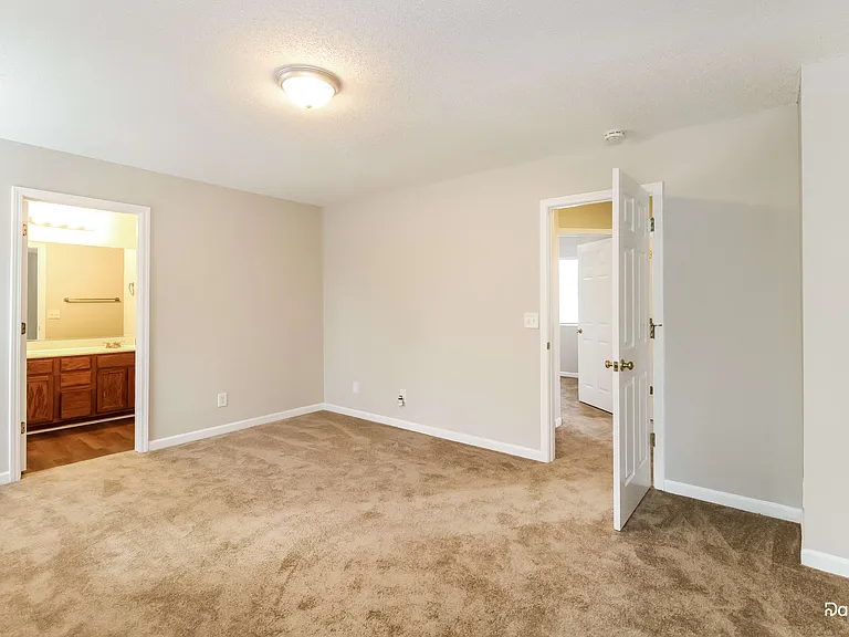 4312 Creekdale Dr — Photo 12