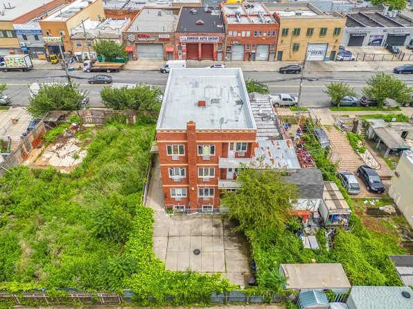 2560 Stillwell Avenue 3A image 11 of 12