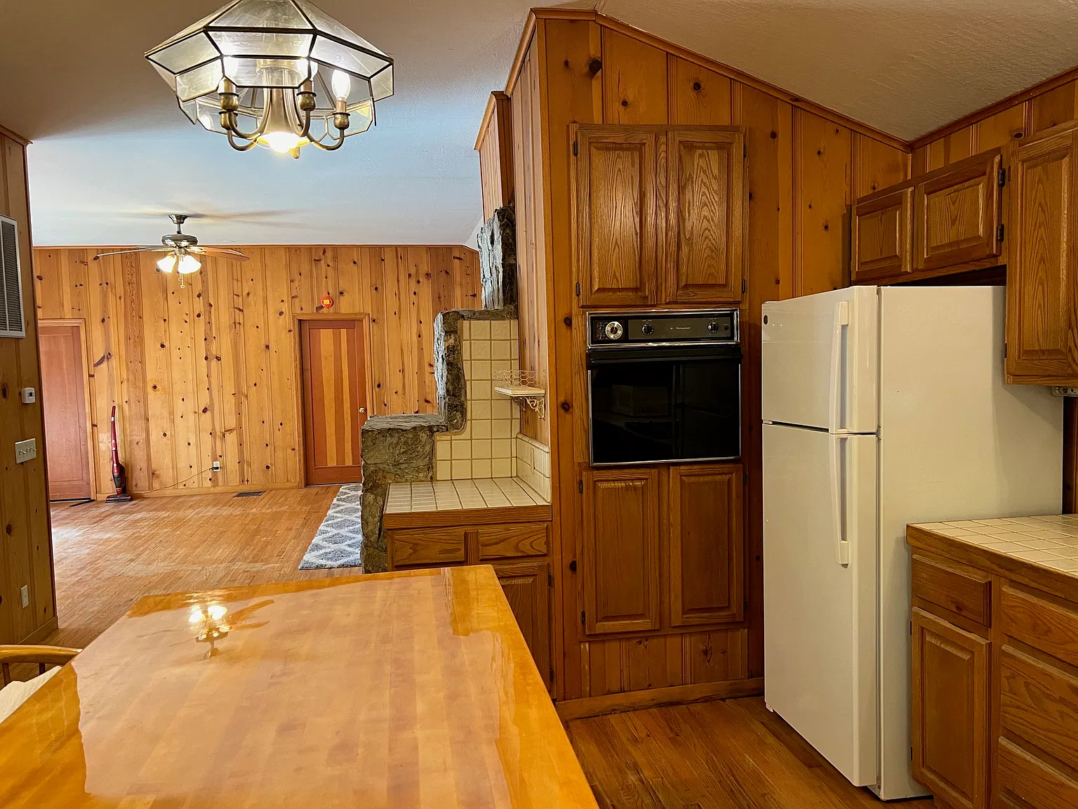 3 bed, 1474 sqft, $3,600 — Photo 4