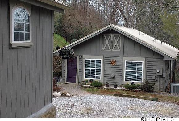 1st image of 253 Long Ridge Rd