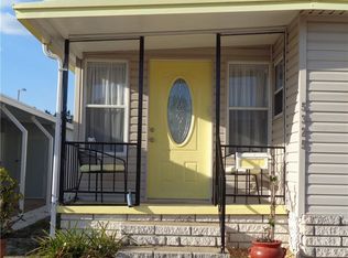5325 6th Ter S #111, Gulfport, FL 33707