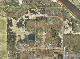 Twin Oaks Loop, Motley, MN 56466