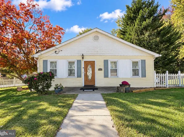 3729 3rd St, North Beach, MD 20714