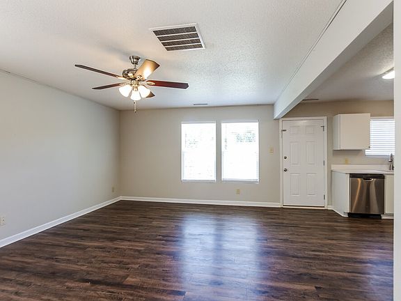 5th image of 6647 Wicked Oak Ln