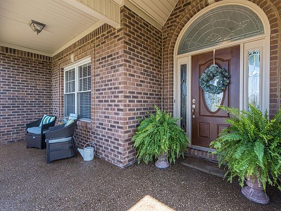 2nd image of 6009 Old South Dr