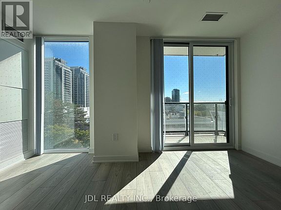 2nd image of 5858 Yonge St #320