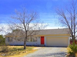 8 Crestview Rd, Edgewood, NM 87015