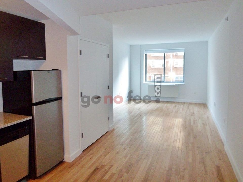 1st image of 401 W 25th St APT 2C