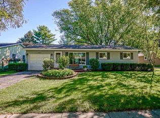 2201 Prairie Rd, Madison, WI 53711