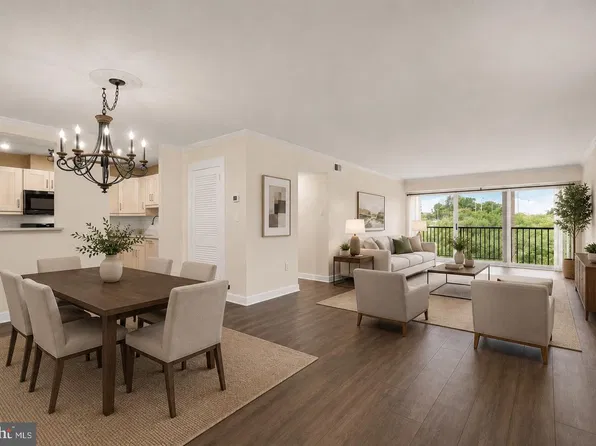 1300 Army Navy Dr APT 503, Arlington, VA 22202