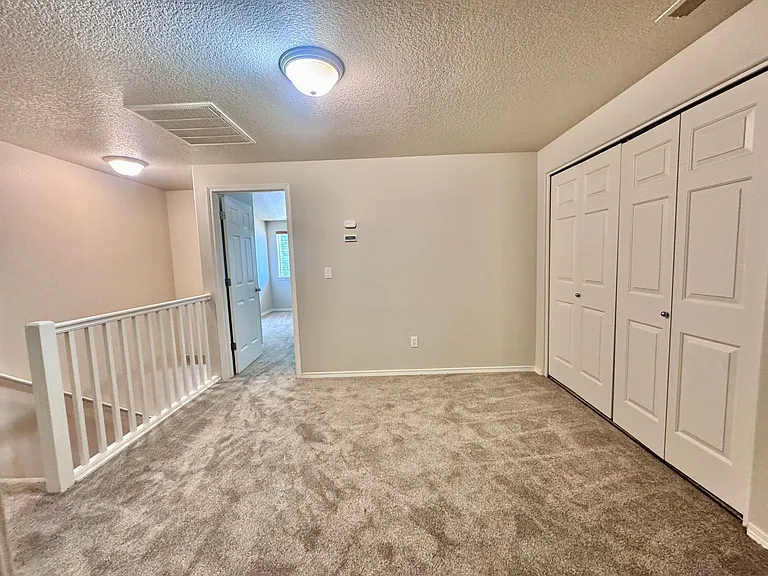 8007 NE 38th Ave — Photo 35
