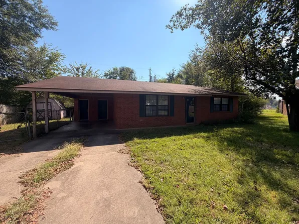 604 E 15th St, Russellville, AR 72801