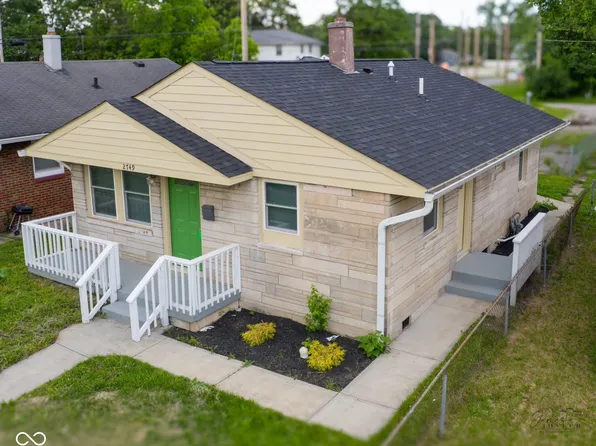 2749 Station St, Indianapolis, IN 46218