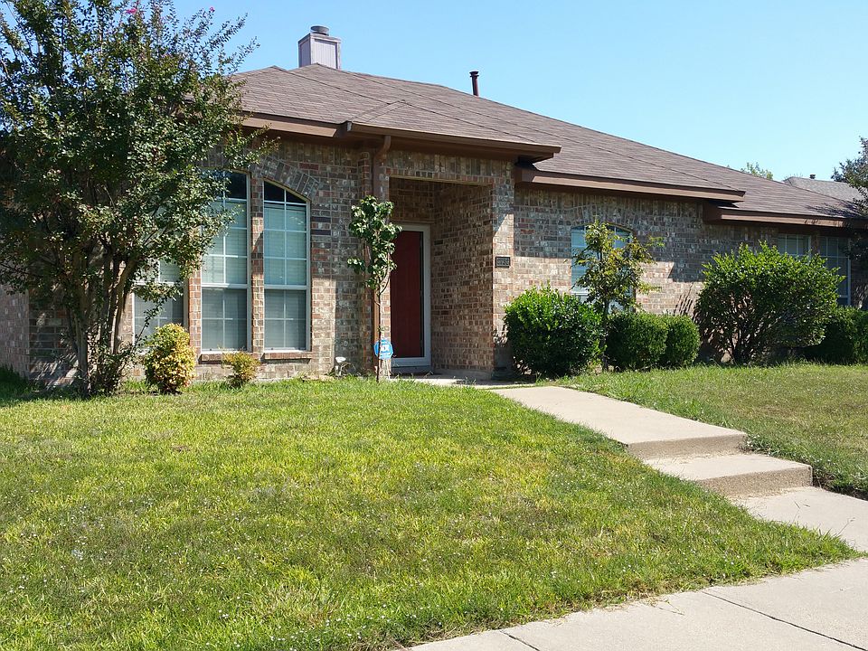 1st image of 2732 Crystal Falls Dr