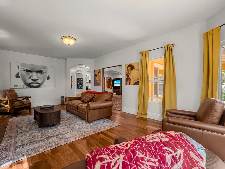 8302 S Sepulveda Blvd — Photo 69