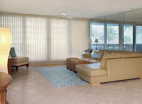 3rd image of 4001 Gulf Shore Blvd N APT 104