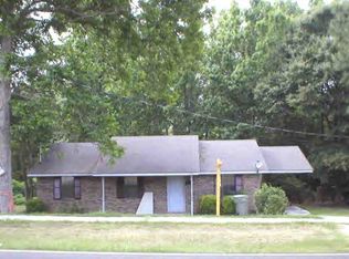 1103 Bryan St E, Douglas, GA 31533
