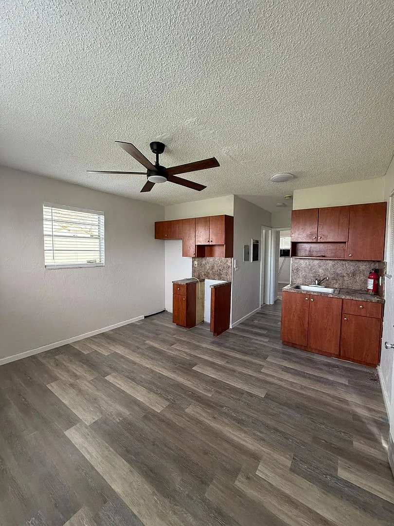 Remodeled 1/1 — Photo 2