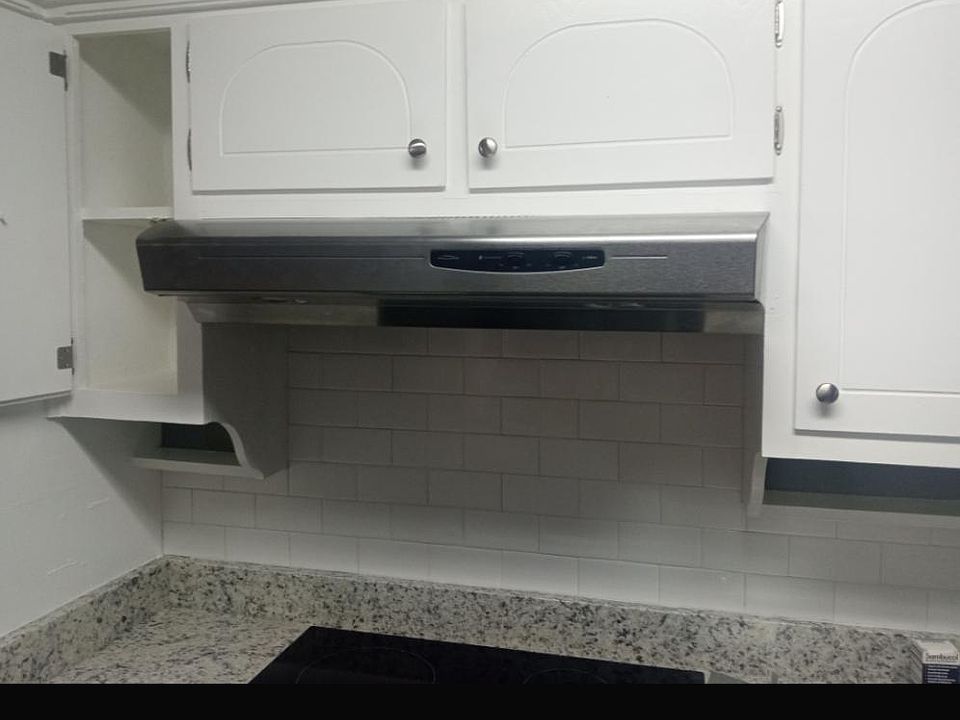 1st image of 2104 Monaco Dr
