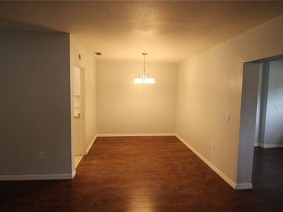 4th image of 1015 Kettles Ave