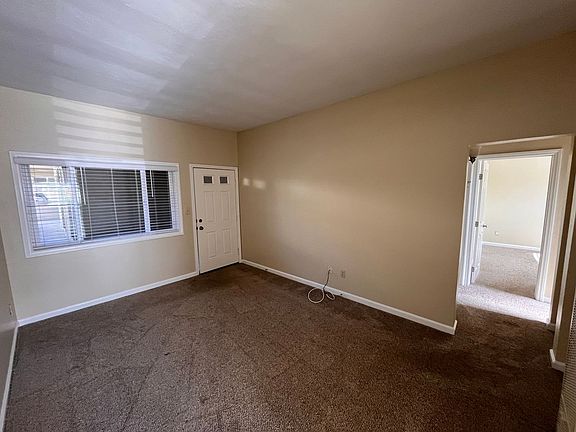 5th image of 4773 Mission Blvd #4773