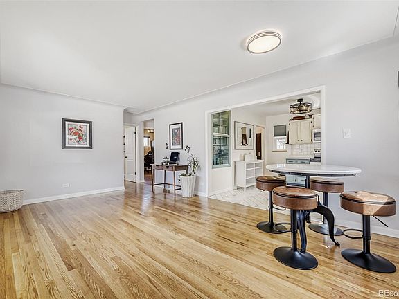 4th image of 2568 S Zurich Court