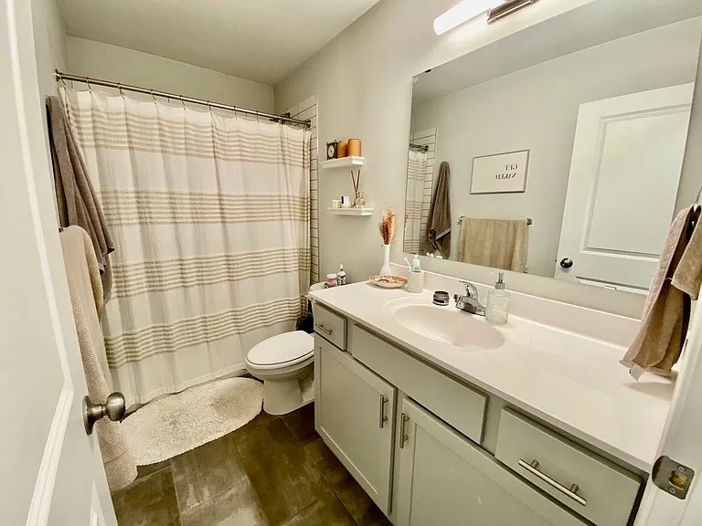 505 Main St Ne — Photo 10