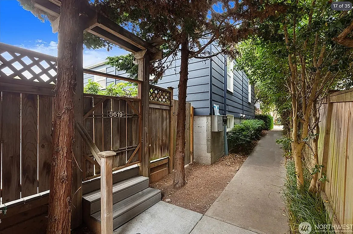 Fauntleroy TH — Photo 3