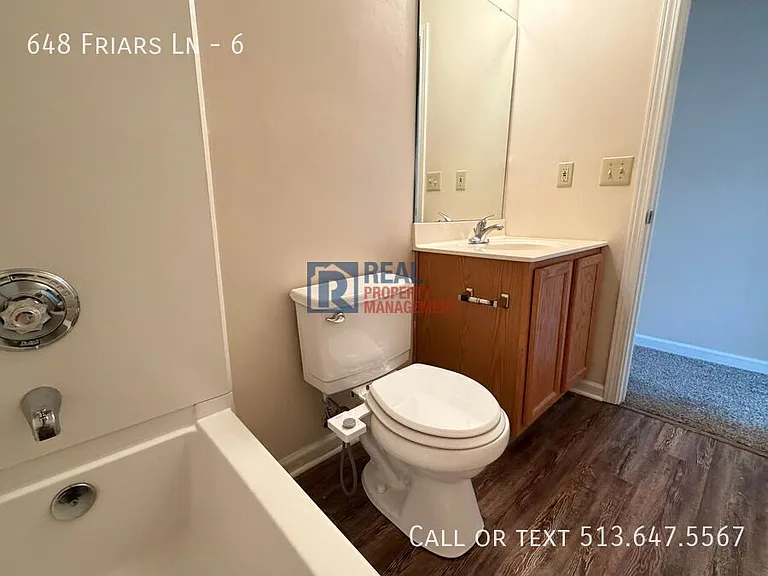 648 Friars Ln #6 — Photo 15