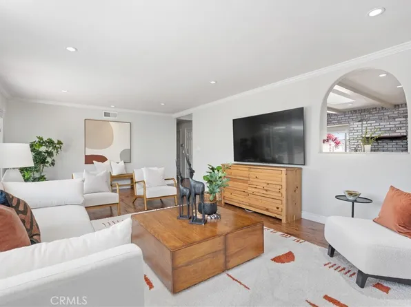 1589 Minorca Dr, Costa Mesa, CA 92626