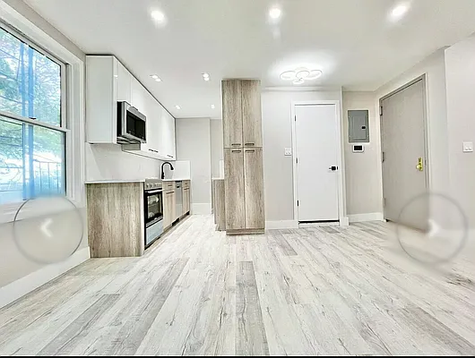 Rented by Abba Realty Associates INC | media 3