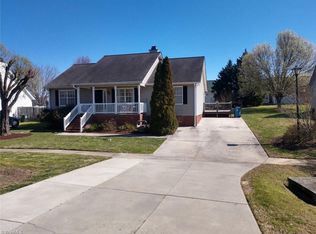 512 Aldridge Rd, Archdale, NC 27263