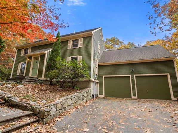 1738 West St, Stoughton, MA 02072